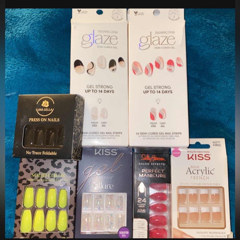 Artificial nails bundle